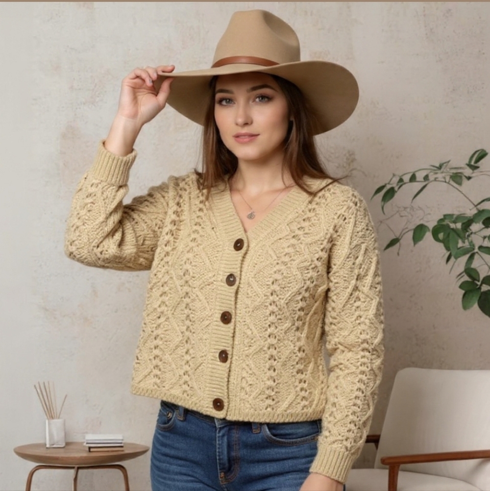 S/M🌸Arran Pallas Irish Wool Hand knit Cream Knit Cardigan Sweater